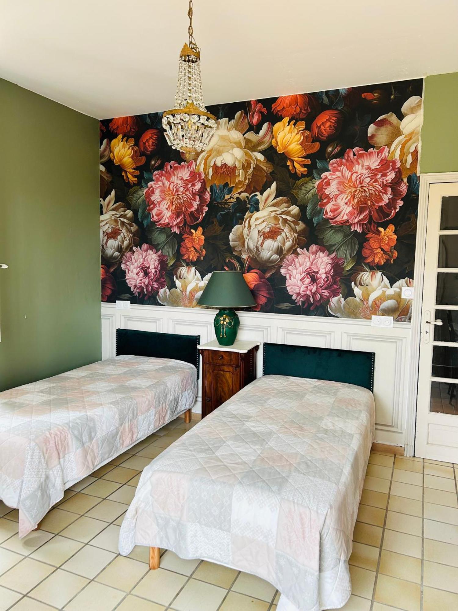 מונטובן Manoir De La Gravette, Manoir Et Table D'Hotes מראה חיצוני תמונה