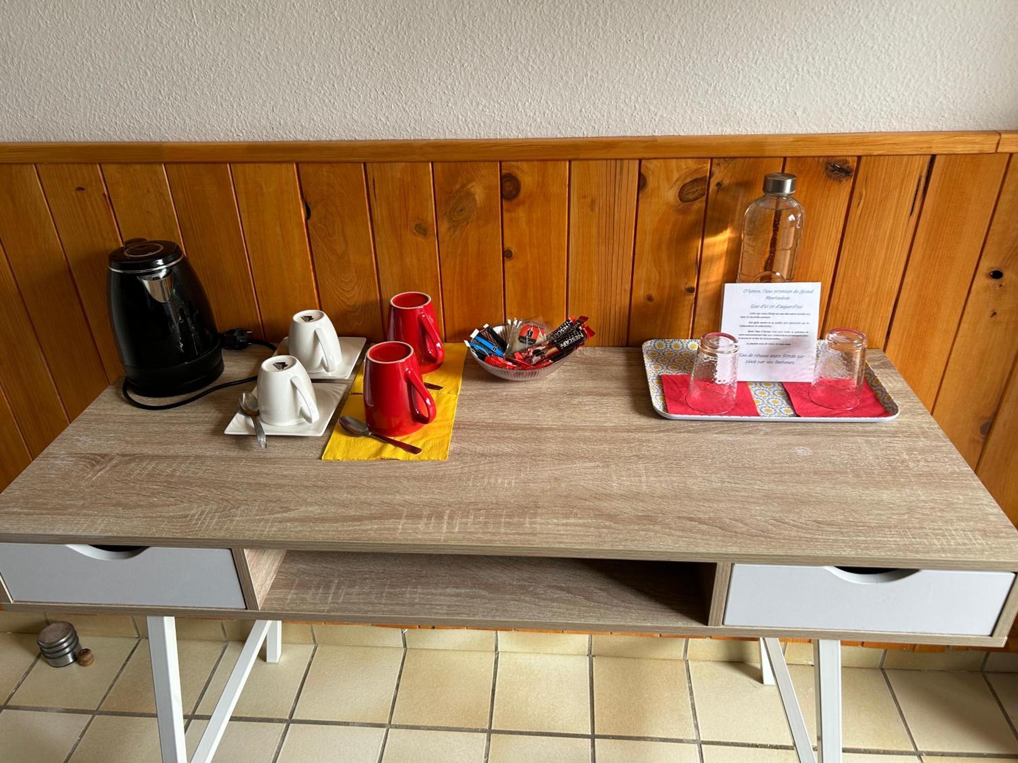 מונטובן Manoir De La Gravette, Manoir Et Table D'Hotes מראה חיצוני תמונה
