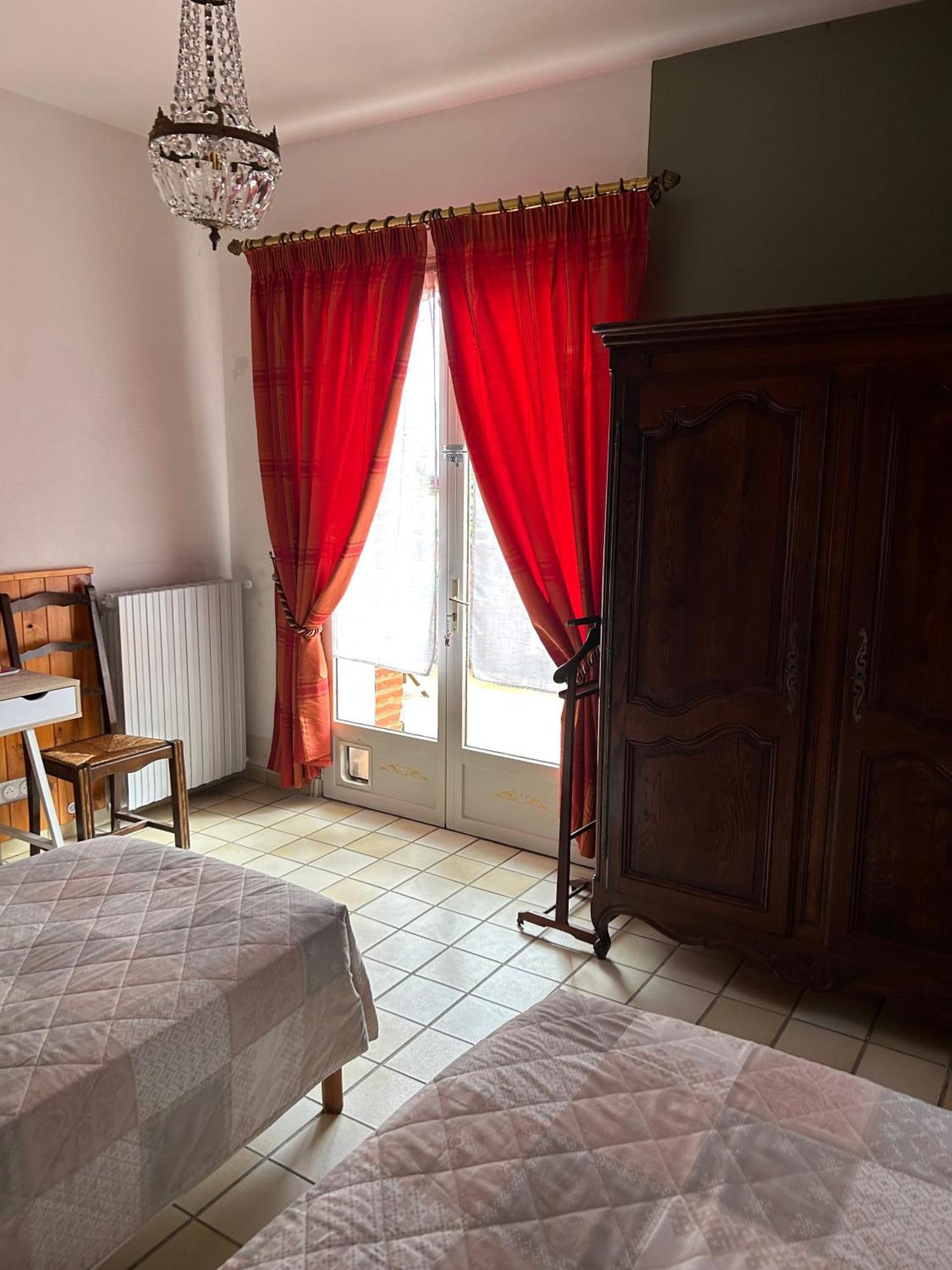 מונטובן Manoir De La Gravette, Manoir Et Table D'Hotes מראה חיצוני תמונה