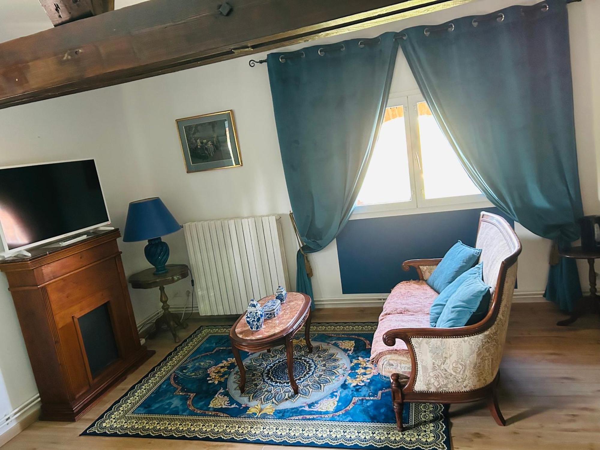 מונטובן Manoir De La Gravette, Manoir Et Table D'Hotes מראה חיצוני תמונה