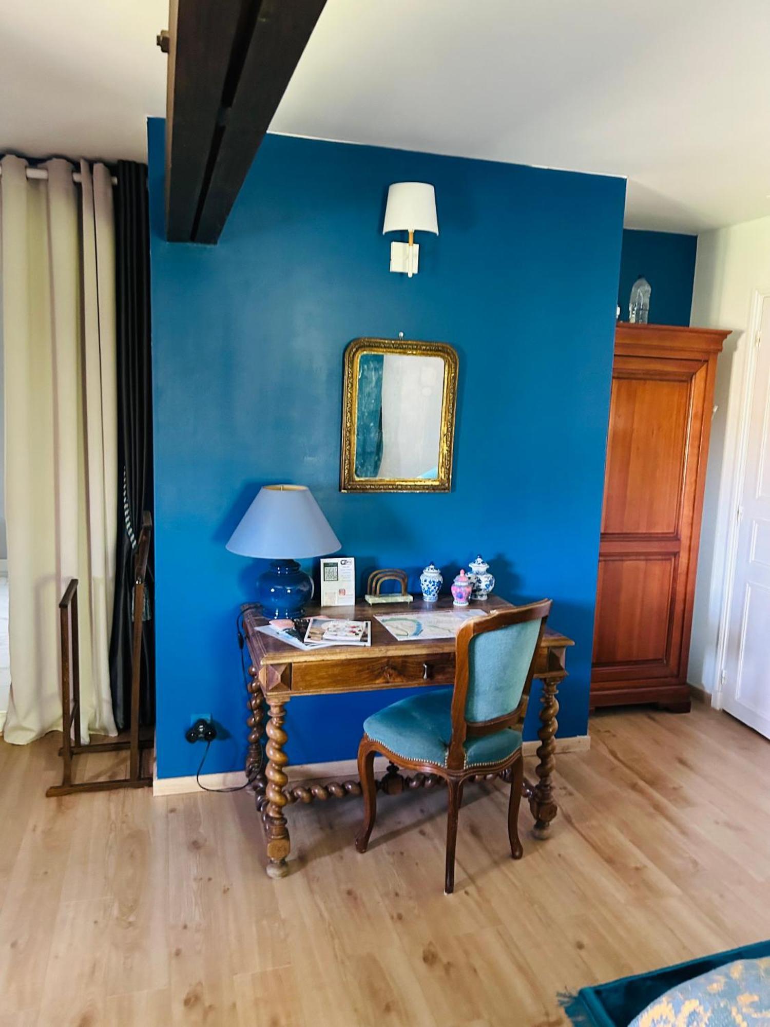 מונטובן Manoir De La Gravette, Manoir Et Table D'Hotes מראה חיצוני תמונה